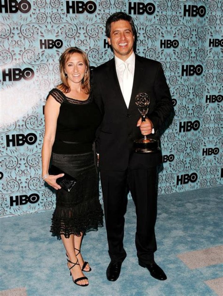 Anna Romano – Bio, Age, Family, Facts About Ray Romano’s Wife