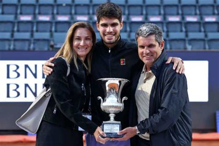 Carlos Alcaraz Parents: Meet Carlos Alcaraz Gonzalez and Virginia Garfia