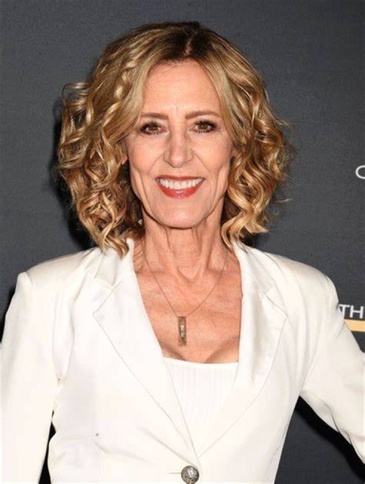 Christine Lakeland Net Worth, Income, Salary, Earnings, Biography