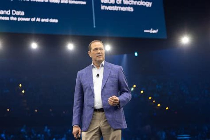 Chuck Robbins
