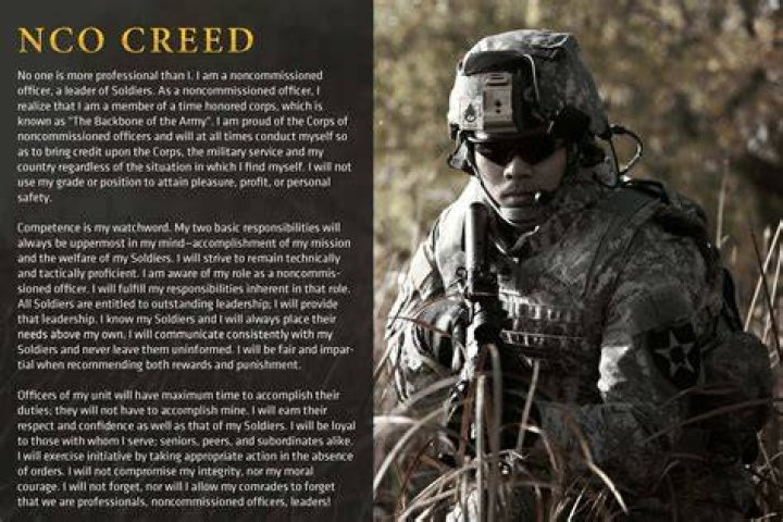 How do you become a NCO?