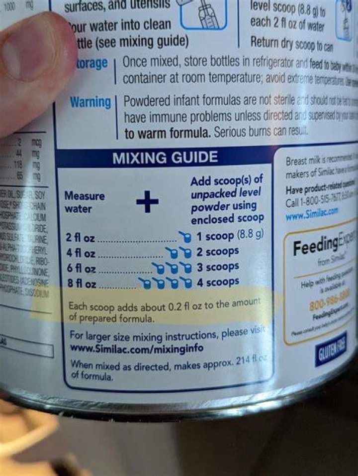 How many scoops of formula is 3oz?