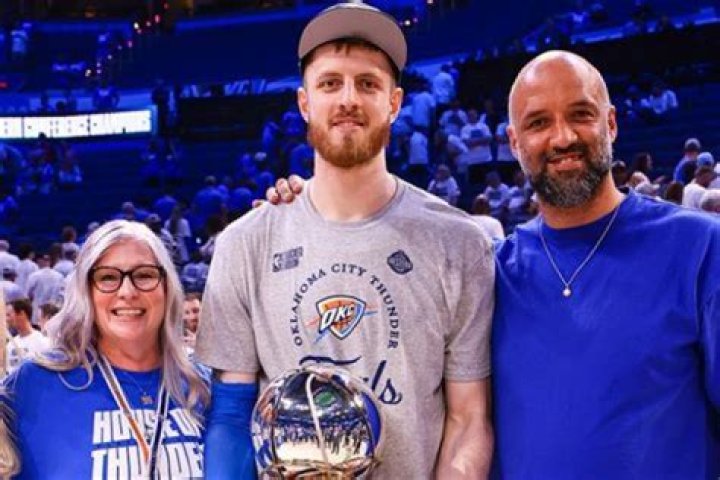 Isaiah John Parents, Nationality, Height, Age, Girlfriend, Family, Wiki, Biography
