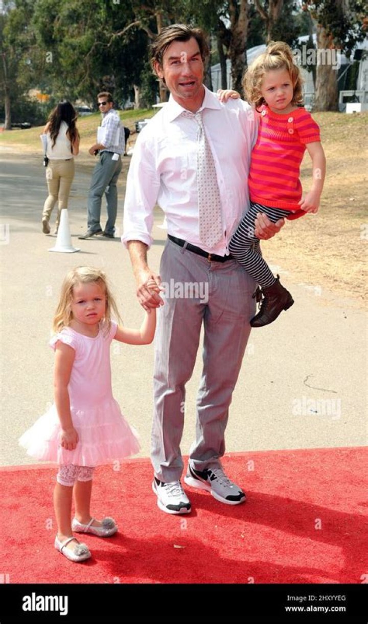 Jerry O’Connell Children: Who are Jerry O’Connell‘s children?