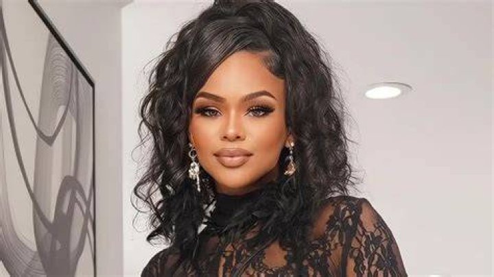 Reyna Love Wiki, Height, Weight, Biography, Age, Ethnicity, Dating