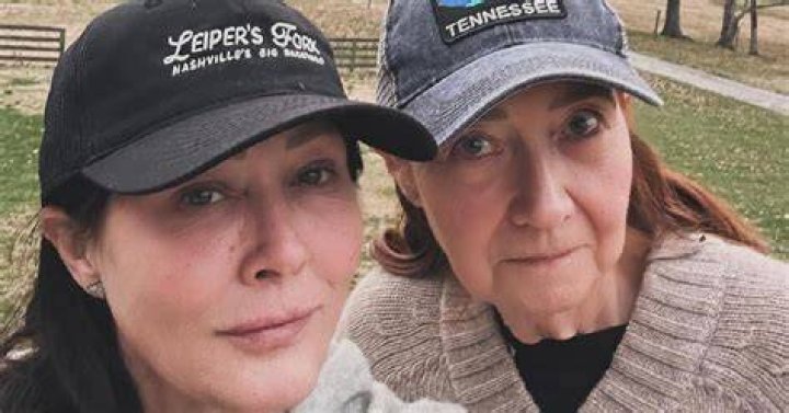Who Are Erin Doherty Parents? The ‘Chloe ‘ Actress Grew Up In West Sussex