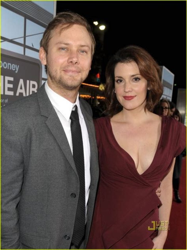 Who Is Melanie Lynskey’s Ex-Husband Jimmi Simpson? Jimmi Simpson Net Worth, Wife