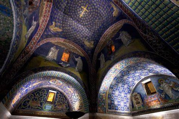 Who was responsible for building the mausoleum Galla Placidia in Ravenna?